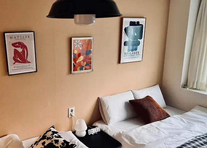 Ara125 Hostel
