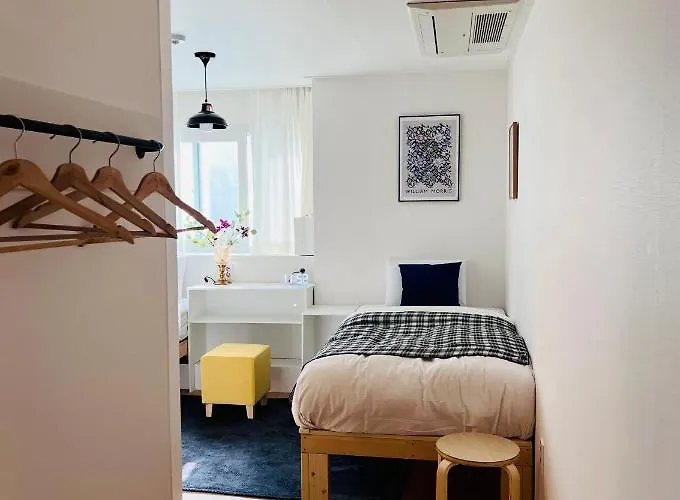 Hostel Ara125