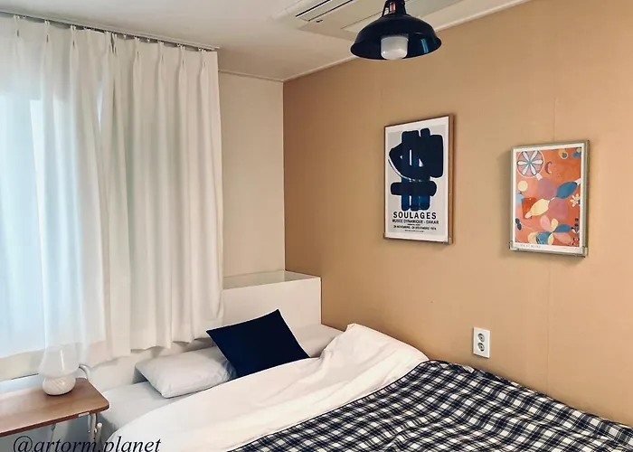 Hostel Ara125 *