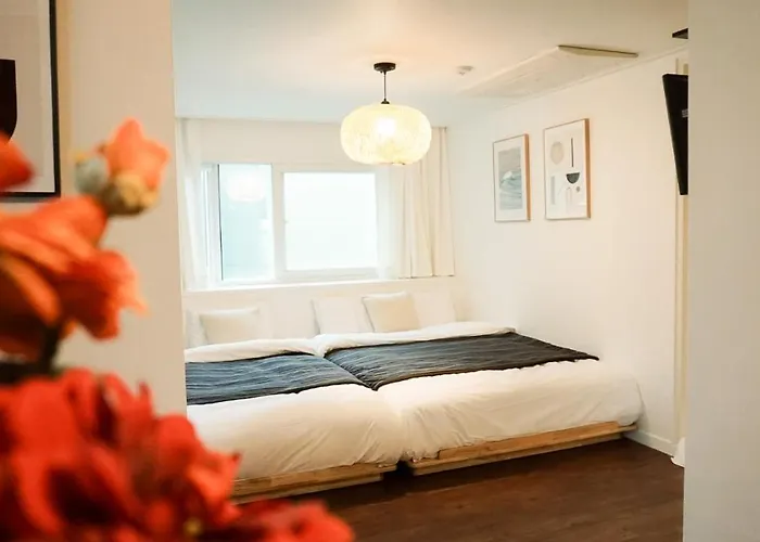 Hostel Ara125 *