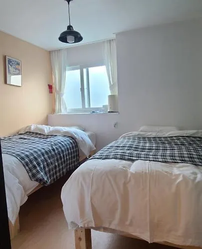 Ara125 Hostel